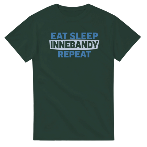 Mörkgrön t-shirt med texten Eat Sleep Innebandy Repeat
