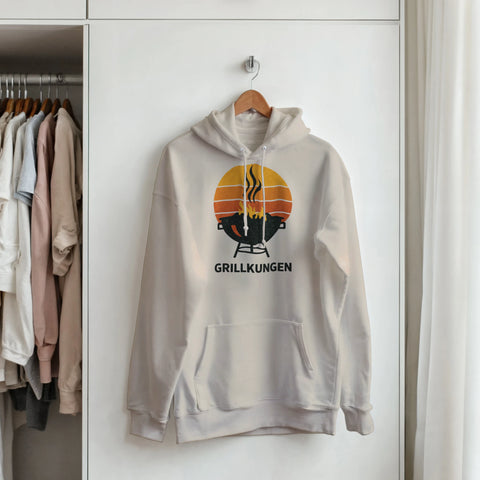 Grillkungen retro-design med grill & solnedgång på vit hoodie.