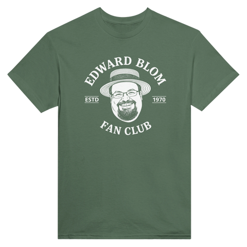 Edward Blom Fan Club-tryck med karikatyr av Blom i stråhatt, på mörkgrön T-shirt.
