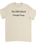 Beige t-shirt med stilrent svart tryck och modern punchline