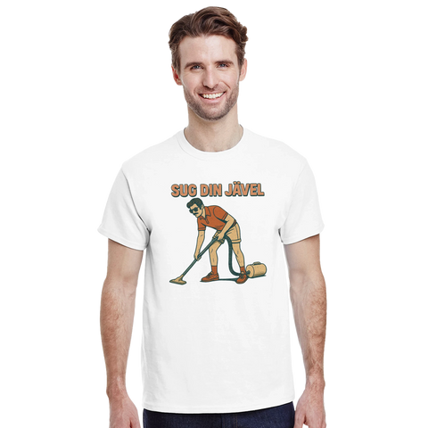 Närbild av Sug din jävel-tryck på vit t-shirt