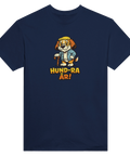 Lekfull illustration av gammal hund med käpp på marinblå t-shirt