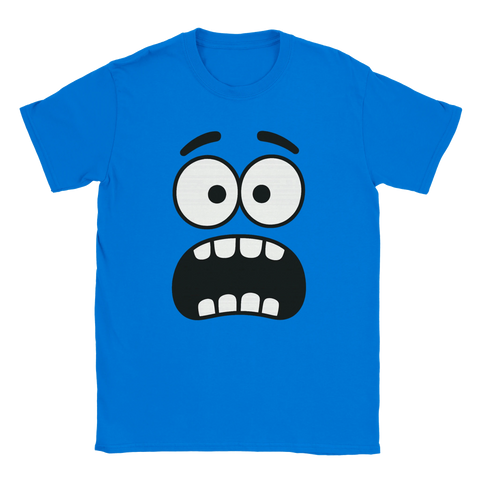 Blå t-shirt med stort tecknat skrämt ansikte