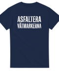Minimalistisk design med ironisk text om våtmarker – t-shirt med attityd