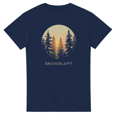 Stilrent naturmotiv med siluetter av träd på marinblå t-shirt