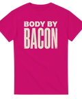 Rosa t-shirt med kaxig Body by Bacon text i retrostil