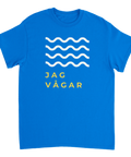 Modern illustration av vågor med texten Jag vågar på en klarblå t-shirt