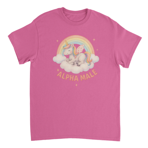Tecknad enhörning på moln med regnbåge och text "ALPHA MALE" på rosa t-shirt.