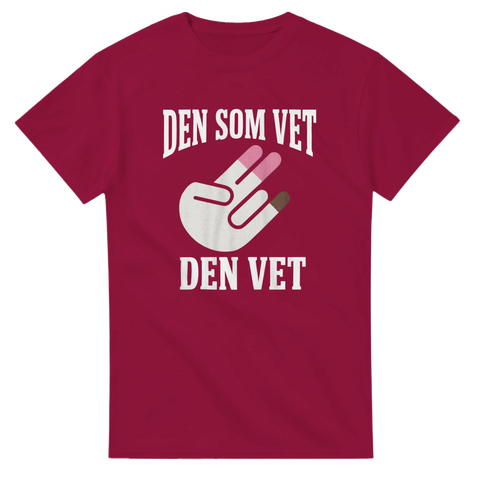 Stilren design med humoristiskt budskap och handillustration – grafisk t-shirt