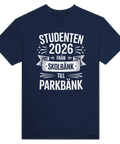 Vit typografi med studentmotiv på marinblå bakgrund – rolig t-shirt