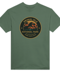 Primal Isle National Park logotyp med förhistoriskt motiv – dinosaurie t-shirt