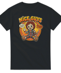 Retro illustration av en creepy skräckdocka med kniv – grafiskt tryck på svart t-shirt