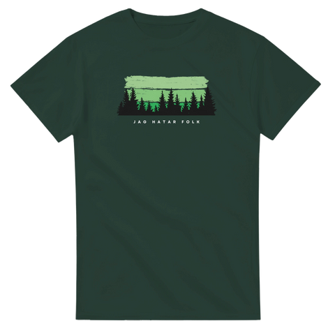Mörkgrön t-shirt med ett grönt skogsmotiv och texten "JAG HATAR FOLK".