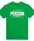 Grön t-shirt med texten Persson – A Family of Originals