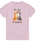 Tecknade katter med texten "Du, jag & katterna" på rosa t-shirt.