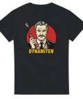 Pop art-tryck av man med mustasch, kostym, håller dynamit, text "DYNAMITEN", på svart t-shirt.