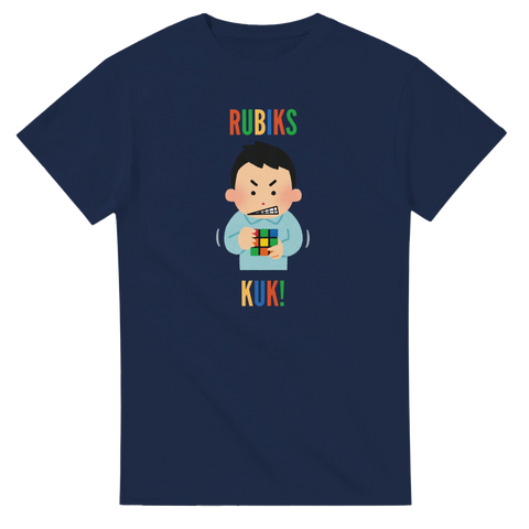 Grafiskt motiv av frustrerad kille på marinblå t-shirt – Rubiks Kuk!