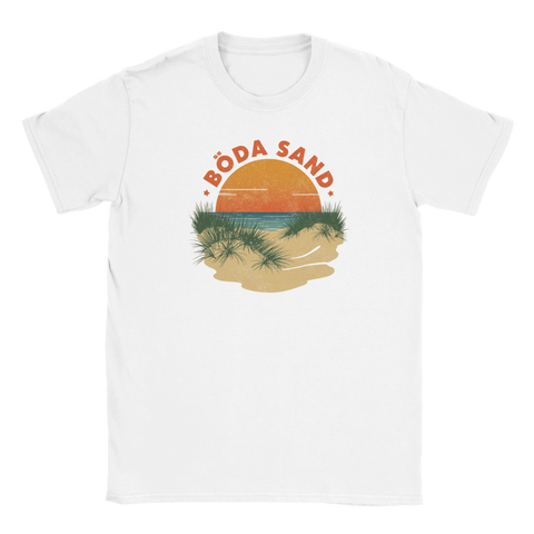 Retroinspirerad illustration av sanddyner och solnedgång på vit t-shirt