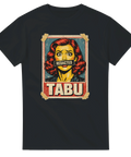 Popkonst-tryck av kvinna med "REDACTED" över munnen, texten "TABU", på svart t-shirt.