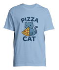 Humoristisk t-shirt i ljusblått med grafiskt motiv av en pizzakatt