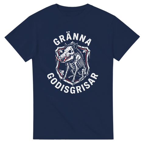 Streetwear-motiv med ilsket vildsvin och texten Gränna Godisgrisar på marinblå t-shirt
