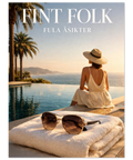 Poster med texten Fint folk fula åsikter ovanför en kvinna vid en lyxig infinitypool med palmer och hav i bakgrunden.