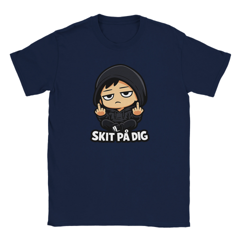 Kaxig t-shirt med respektlös textdesign och en grinig figur