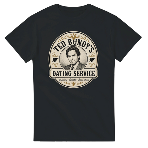 Mörk satirisk illustration av Ted Bundy i retroetikett-stil – grafisk t-shirt