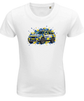 Vit barn-t-shirt med en svensk polisbil och färgstänk