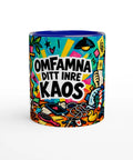 Mugg med texten Omfamna ditt inre kaos och färgglada illustrationer.
