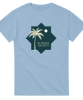 Palm tree och fullmåne i mörkblå ram, text "SUMMER NIGHTS" på ljusblå t-shirt.