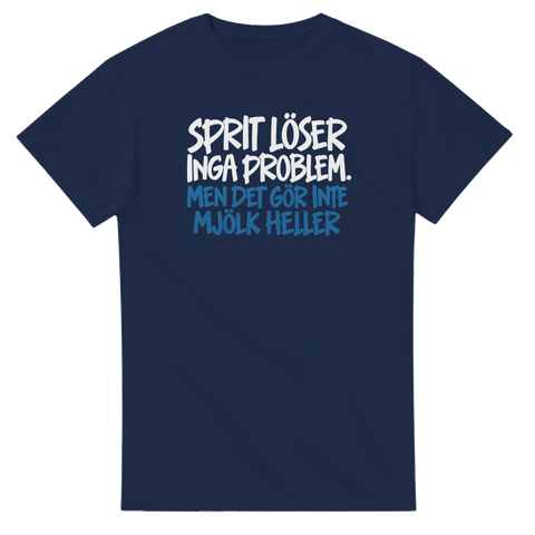 Produktbild 3 av rolig t-shirt med texten Sprit löser inga problem, men det gör inte mjölk heller