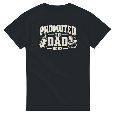 T-shirt med texten Promoted to Dad 2027, napp och nappflaska
