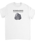 Minimalistiskt motiv av en grå sten med textförklaring på vit t-shirt