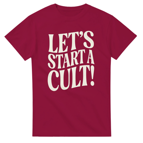 Bourgognefärgad t-shirt med grafiskt humortryck och kraftfull typografi