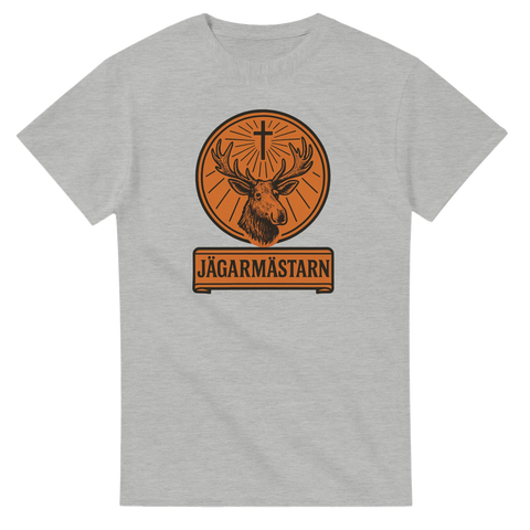 Jägarmästarn-tryck med hjorthuvud, kors och orange cirkel på grå t-shirt.