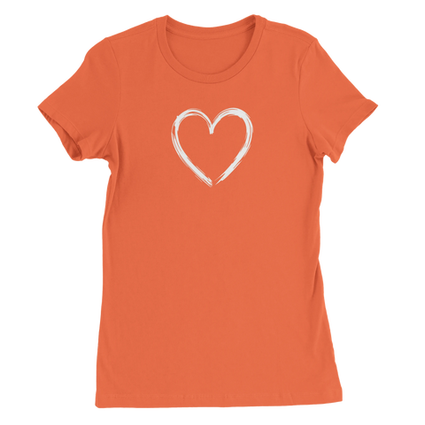 Vitt handmålat hjärta med penseldrag på en orange dam t-shirt.