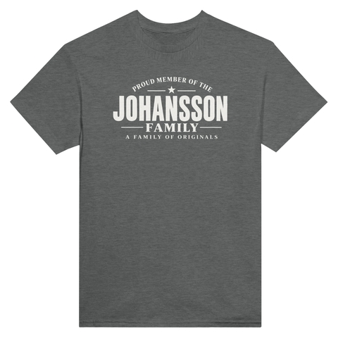 Gråmelerad t-shirt med texten Johansson – A Family of Originals