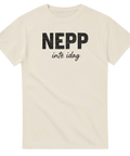 Svart textdesign med budskapet Nepp inte idag på benvit t-shirt