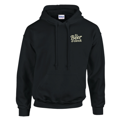 Svart hoodie med lekfullt textmotiv på bröstet och avslappnad passform