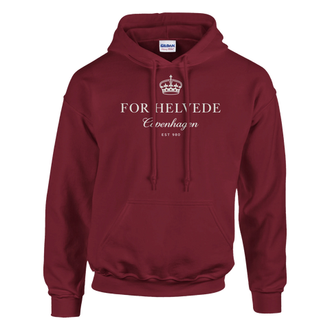 Vit krona och text ”For Helvede Copenhagen” på vinröd hoodie.