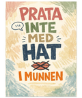Färgglad svensk textposter med handstilsstil och dekorativa grafiska element som pratbubblor och streck i rött, grönt och blått.