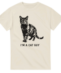 Off-white t-shirt med detaljrik stencilillustration av en sittande katt