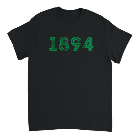 Svart t-shirt med vintage 1894-tryck i grön färg