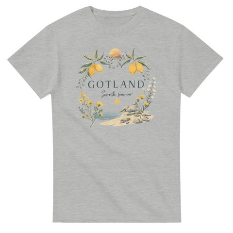 Grafiskt tryck med texten Gotland Svensk sommar – grå t-shirt