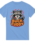 Ljusblå t-shirt med grafiskt humortryck föreställande en tvättbjörn