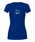 Blå t-shirt med MILF-text och grafiska blinkande ögon