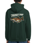 Mörkgrön hoodie med Trout Pro-design och kraftfullt fiskmotiv