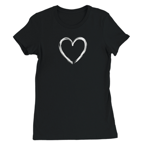 Handmålat vitt hjärta med penseldrag på svart dam t-shirt.