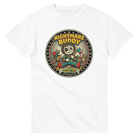 Vintage badge-design med skräcktema och leksaker på vit t-shirt